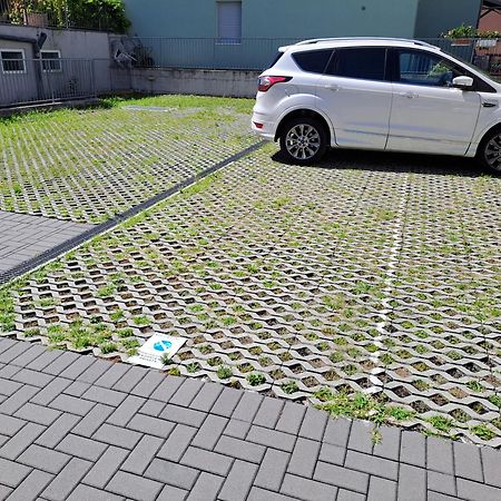Ferrarini Apartman Riva del Garda Kültér fotó