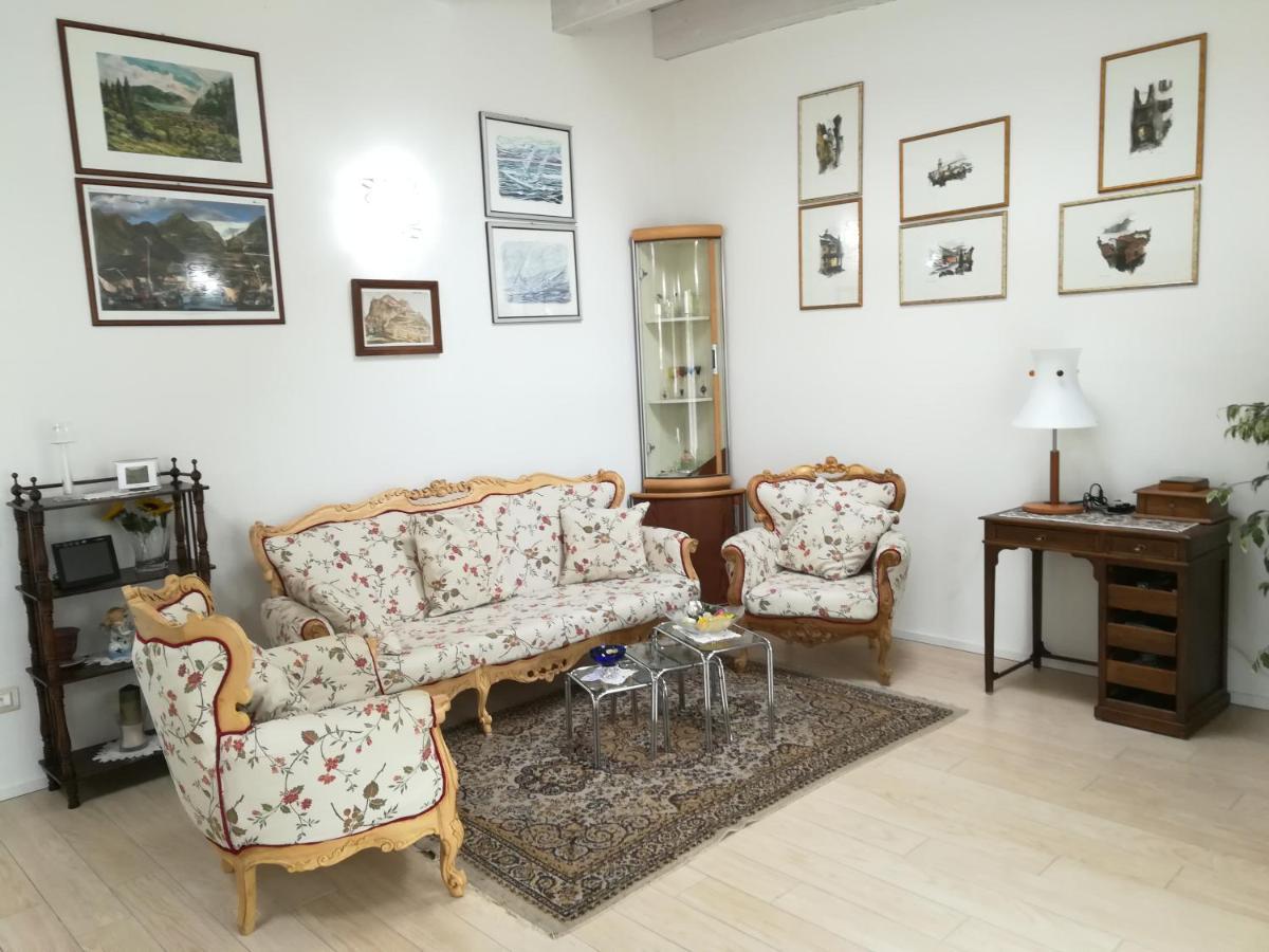 Ferrarini Apartman Riva del Garda Kültér fotó