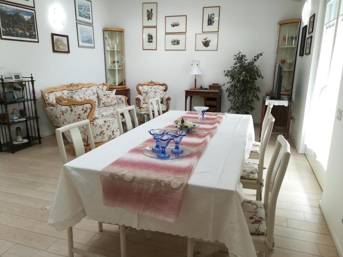 Ferrarini Apartman Riva del Garda Kültér fotó