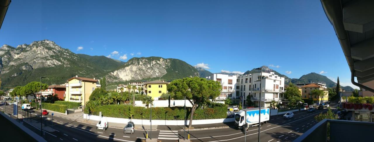 Ferrarini Apartman Riva del Garda Kültér fotó